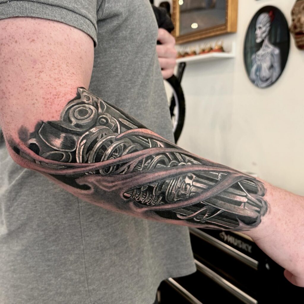 Biomechanical Tattoo